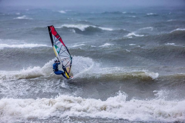  Windsurf 